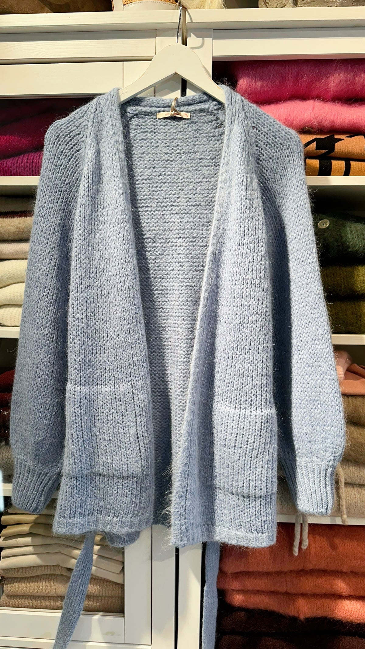 Celeste – Mohair-Strickjacke mit Bindegürtel